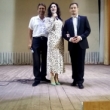 Актёры драмтеатра выступили для жителей Донбасса с концертом в честь Дня Государственного флага России