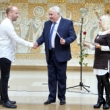 В драмтеатре новым членам Союза театральных деятелей России вручили членские билеты