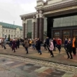Пензенский драмтеатр и колледж искусств провели флешмоб против коррупции 