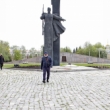 Сотрудники театра встали в почетный караул у Вечного огня
