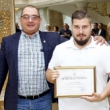 Работникам драмтеатра вручены награды в честь профессиональных праздников