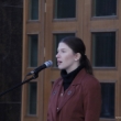 В День влюблённых перед театром признавались в любви