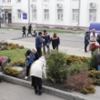 Работники драмтеатра вышли на всеобщий осенний субботник